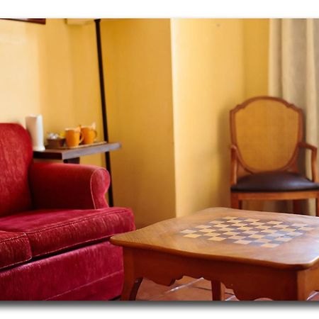 Hotel Restaurante Dona Anita Рекена Екстериор снимка