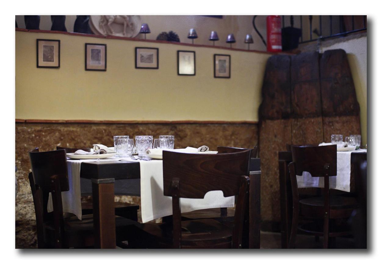 Hotel Restaurante Dona Anita Рекена Екстериор снимка